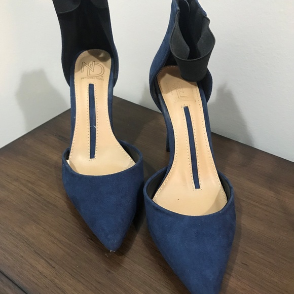 Designer Shoes - Picture 1 of 2